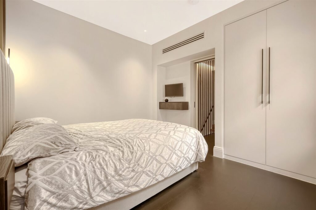 18 Hans Crescent, Knightsbridge: completed super-prime residential fit-out by Elite Contracting Group